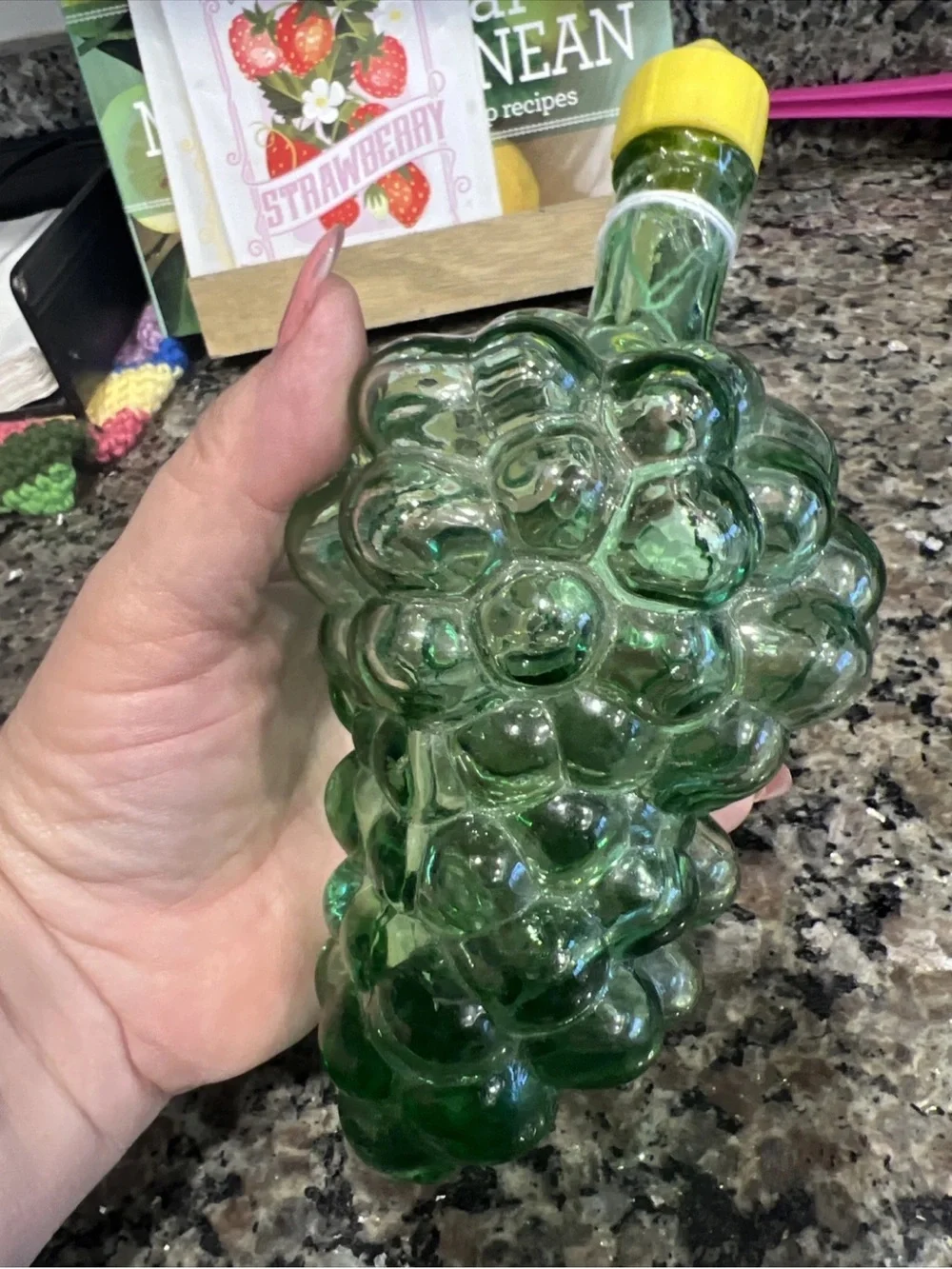 Vintage 1971 Nello Gori Green Glass Grapes Wine Decanter Italy Youngstown Ohio